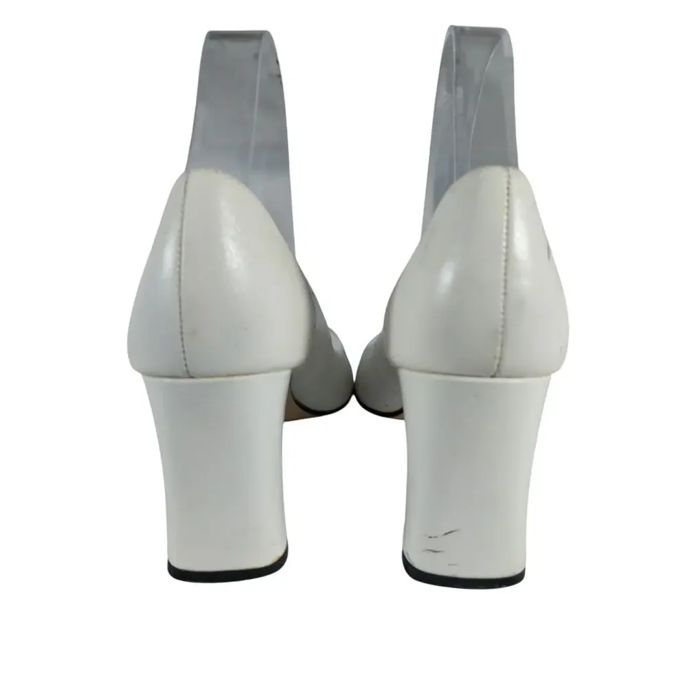 ESPANOLA! EGGSHELL/CREAM GENUINE LEATHER CHUNKY HEEL, SQUARISH TOE HEELS! 7.5M